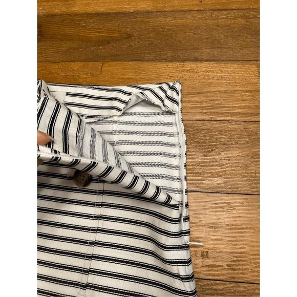 Loft size 0 white black striped mini pencil skirt zipper buttons business - Picture 2 of 6